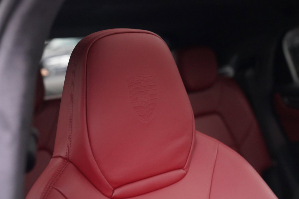 Porsche Cayenne Coupé 3.0 E-Hybrid | Techart | BTW | Sport uitlaat | Dealer onderhouden | Panorama | Head up | ACC | NAP NL |