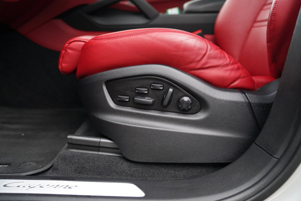 Porsche Cayenne Coupé 3.0 E-Hybrid | Techart | BTW | Sport uitlaat | Dealer onderhouden | Panorama | Head up | ACC | NAP NL |