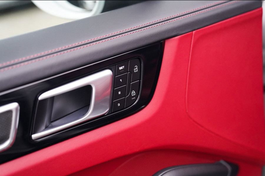 Porsche Cayenne Coupé 3.0 E-Hybrid | Techart | BTW | Sport uitlaat | Dealer onderhouden | Panorama | Head up | ACC | NAP NL |