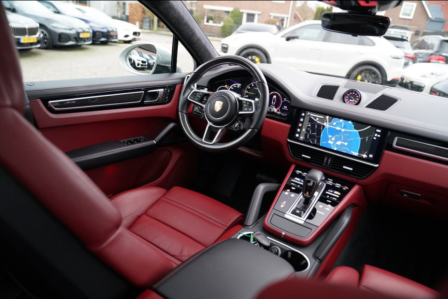 Porsche Cayenne Coupé 3.0 E-Hybrid | Techart | BTW | Sport uitlaat | Dealer onderhouden | Panorama | Head up | ACC | NAP NL |