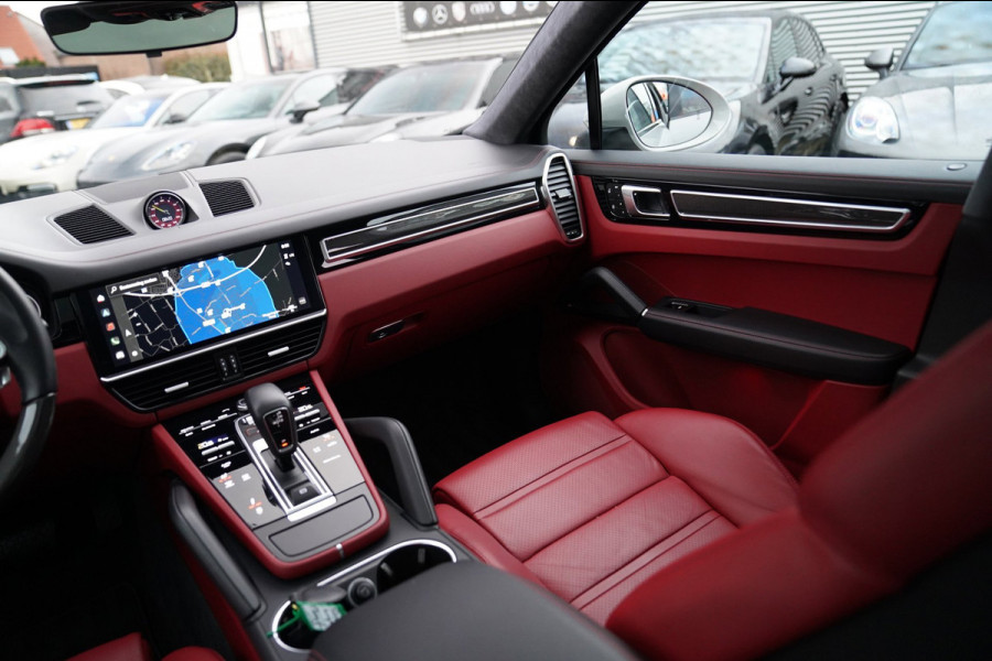 Porsche Cayenne Coupé 3.0 E-Hybrid | Techart | BTW | Sport uitlaat | Dealer onderhouden | Panorama | Head up | ACC | NAP NL |