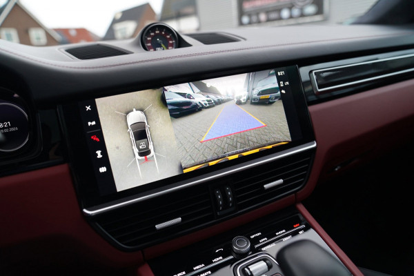 Porsche Cayenne Coupé 3.0 E-Hybrid | Techart | BTW | Sport uitlaat | Dealer onderhouden | Panorama | Head up | ACC | NAP NL |