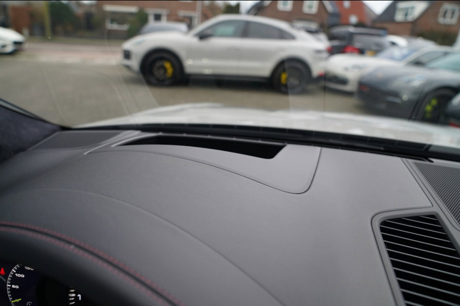 Porsche Cayenne Coupé 3.0 E-Hybrid | Techart | BTW | Sport uitlaat | Dealer onderhouden | Panorama | Head up | ACC | NAP NL |