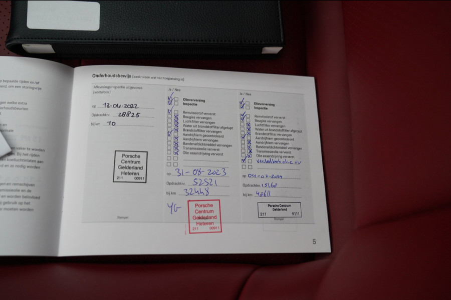 Porsche Cayenne Coupé 3.0 E-Hybrid | Techart | BTW | Sport uitlaat | Dealer onderhouden | Panorama | Head up | ACC | NAP NL |