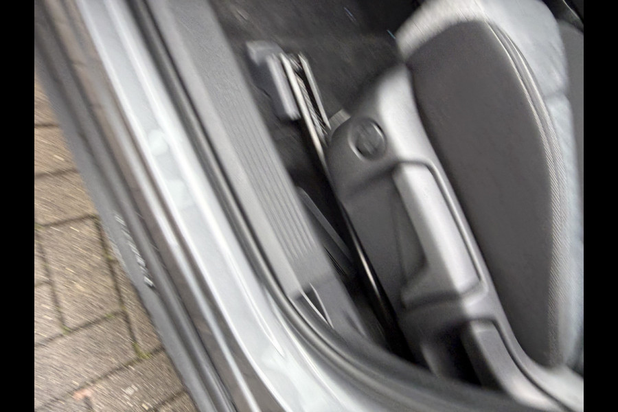 Nissan X-Trail 1.5 e-4orce N-Connecta 4WD 7persoons/ zitter