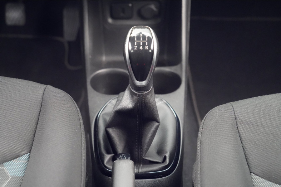 Opel KARL 1.0 Rocks Online Edition / NL-Auto / 138dkm NAP / Airco / 5-Deurs / Navi / Parkeersensoren