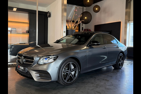 Mercedes-Benz E-Klasse 300 e AMG Night Panorama Burmester Head-Up Display