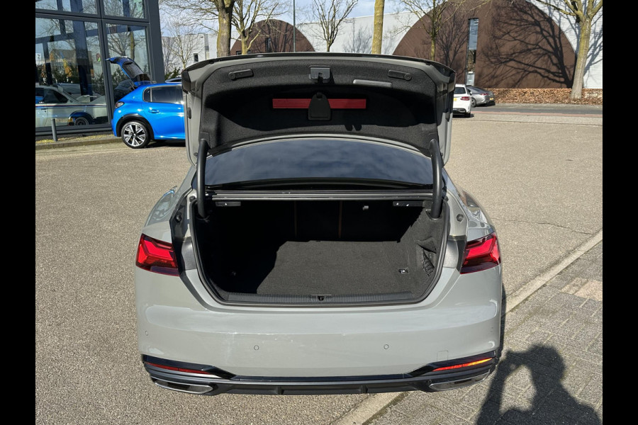 Audi A5 Coupé 40 TFSI S edition S LINE IN- EN EXTERIEUR | TOPSTAAT! | 20 INCH| LEER| CAMERA| STOELVERWARMING| MATRIX LED| QUANTUM GRIJS