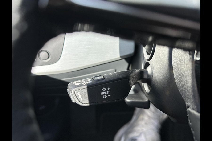 Audi A5 Coupé 40 TFSI S edition S LINE IN- EN EXTERIEUR | TOPSTAAT! | 20 INCH| LEER| CAMERA| STOELVERWARMING| MATRIX LED| QUANTUM GRIJS