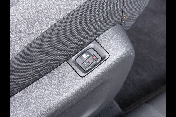 Citroën C3 1.2I Navi* Ecc Stoelverwarming Apple Carplay Android Auto Cruise Control Shine Business Mirrorlink Led Lmv Regen-Lichtsensor Keyless Verkeersbord detectie Origineel Nederlandse Auto