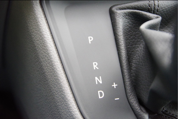 MAN TGE 35 3.140 2.0 L3H2 140PK AUT. LED, TREKHAAK, CAMERA, APPLE CARPLAY/ANDROID AUTO, CRUISE, VOORRUIT VERWARMING