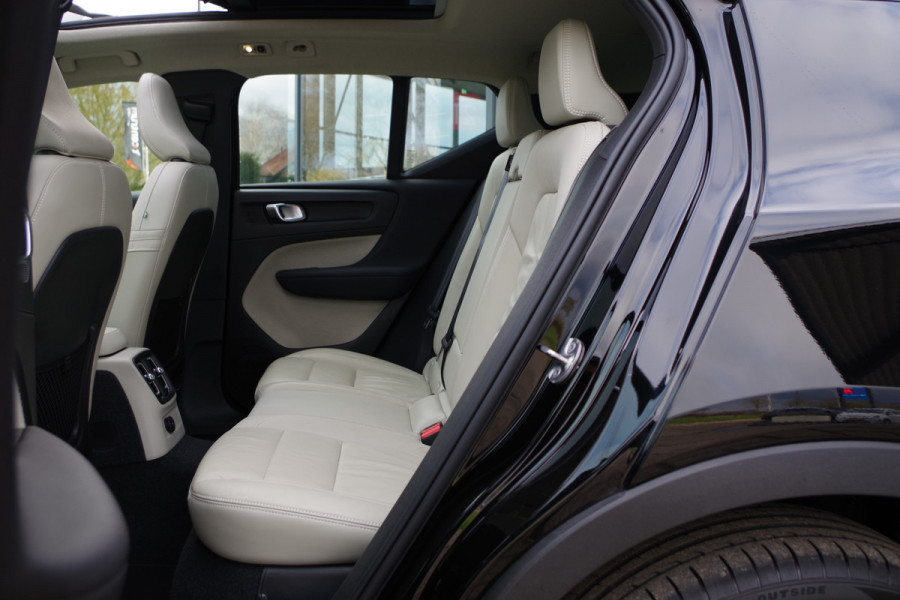 Volvo XC40 1.5 T4 211 PK Recharge Inscription, Leder, Panoramadak, Harman / Kardon, Adap. Cruise Control