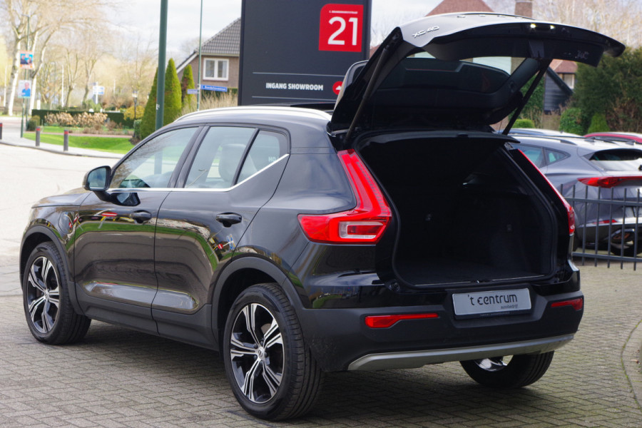 Volvo XC40 1.5 T4 211 PK Recharge Inscription, Leder, Panoramadak, Harman / Kardon, Adap. Cruise Control
