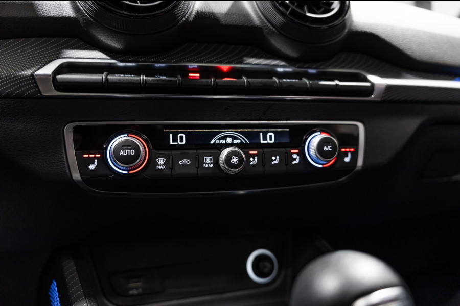 Audi Q2 35 TFSI CoD Sport S-Line DSG PANO NAVI PDC