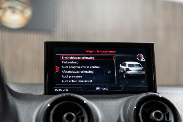 Audi Q2 35 TFSI CoD Sport S-Line DSG PANO NAVI PDC