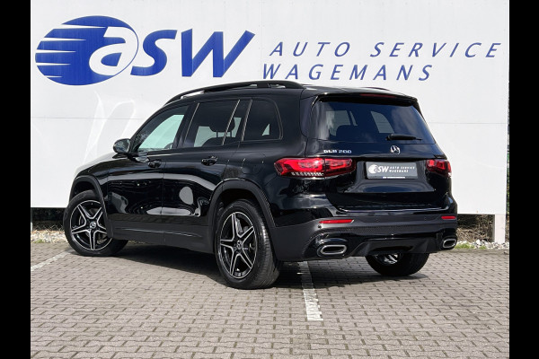Mercedes-Benz Glb 200 AMG-Line | Pano | Trekhaak | Matrix LED | Memory | Sfeerverlichting