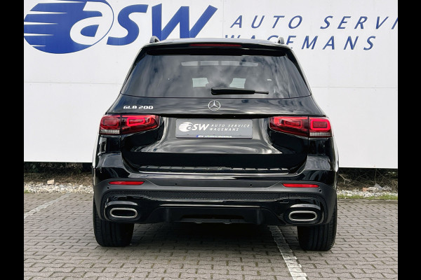 Mercedes-Benz Glb 200 AMG-Line | Pano | Trekhaak | Matrix LED | Memory | Sfeerverlichting