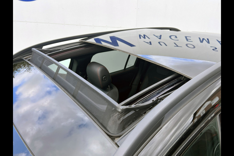 Mercedes-Benz Glb 200 AMG-Line | Pano | Trekhaak | Matrix LED | Memory | Sfeerverlichting