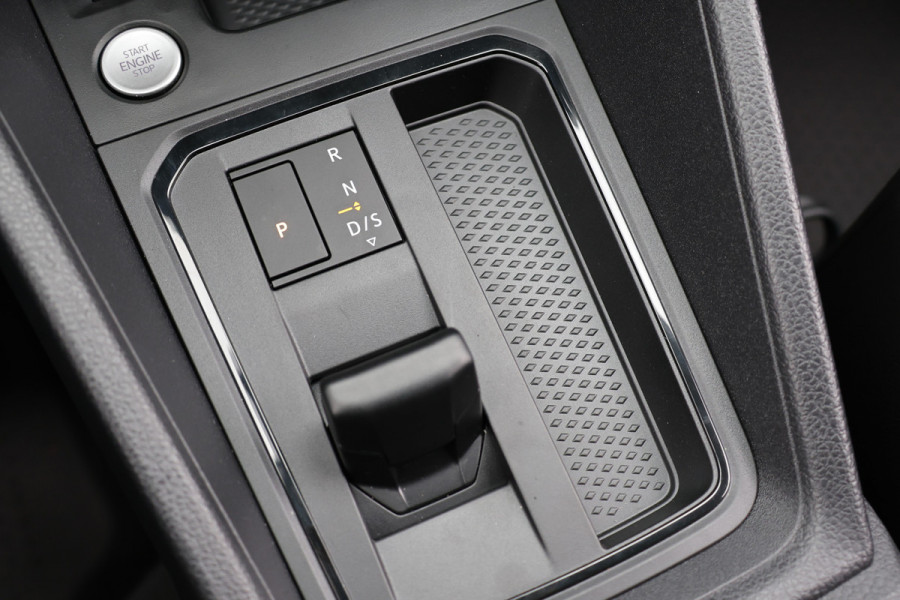 Volkswagen Caddy Cargo Maxi 2.0 TDI STYLE DSG | LED | Camera | CarPlay | Lane Assist | Virtual Cockpit | Stoelverwarming | Cruise control | DAB | Trekhaak | Keyless Go | Maxton spoilerkit | Fabrieksgarantie