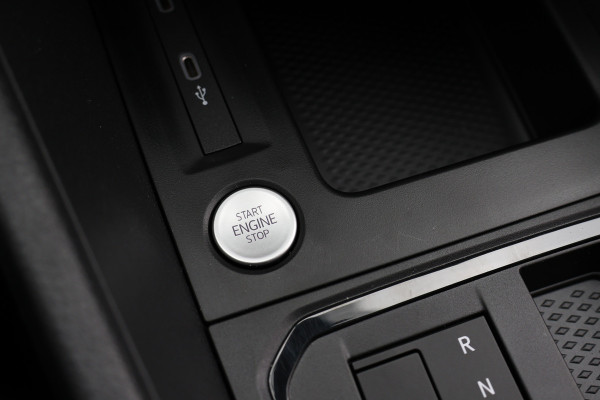 Volkswagen Caddy Cargo Maxi 2.0 TDI R-Line DSG | LED | Camera | CarPlay | Lane Assist | Virtual Cockpit | Stoelverwarming | Cruise control | DAB | Trekhaak | Keyless Go | Maxton spoilerkit | Fabrieksgarantie