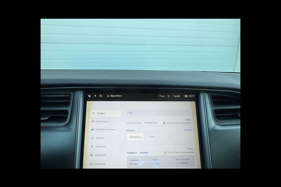 Tesla Model S 75D Base SOH 86% - 1e eigenaar - Panorama dak
