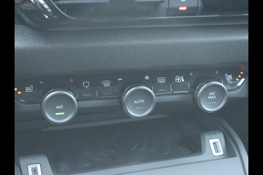 Citroën C4 1.2 Hybrid 145pk Max NAVI  | PARKEERSENSOREN MET CAMERA | STOELVERWARMING|