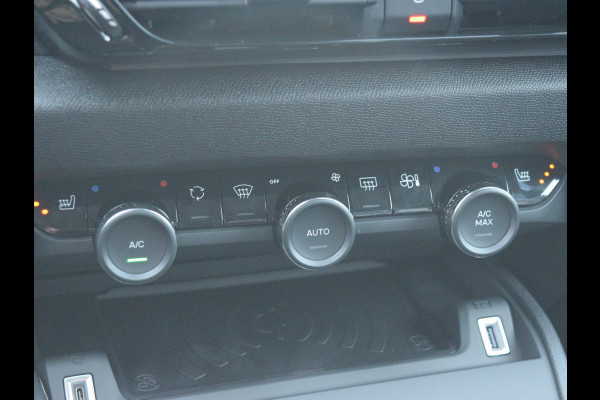 Citroën C4 1.2 Hybrid 145pk Max NAVI  | PARKEERSENSOREN MET CAMERA | STOELVERWARMING|