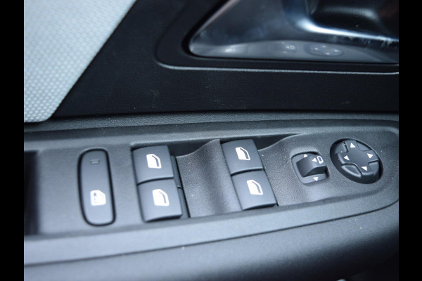 Citroën C4 1.2 Hybrid 145pk Max NAVI  | PARKEERSENSOREN MET CAMERA | STOELVERWARMING|