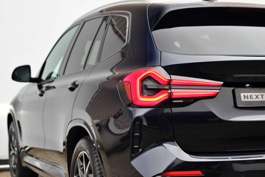 BMW X3 xDrive20i High Executive | Head-up | Trekhaak | Laser | ACC | Keyless