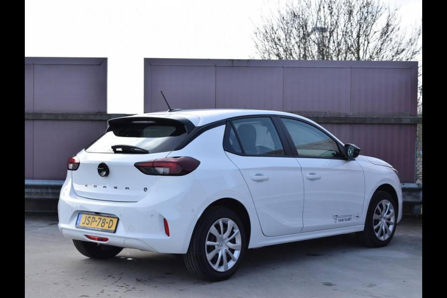 Opel Corsa Electric Long Range Business Edition 51 kWh PARKEERSENSOREN MET CAMERA | CLIMATE CONTROL | APPLE CARPLAY | DEMO