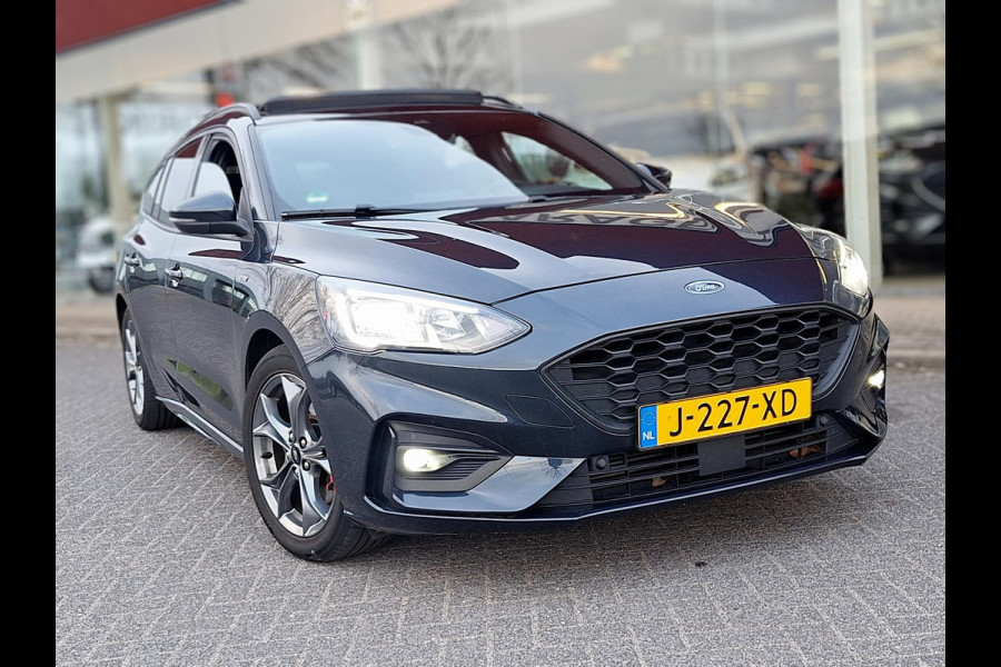 Ford FOCUS Wagon 1.0 EcoBoost Hybrid ST Line X Business | Pano | Trekhaak | Climate | Navi |
