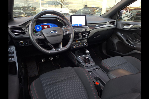 Ford FOCUS Wagon 1.0 EcoBoost Hybrid ST Line X Business | Pano | Trekhaak | Climate | Navi |