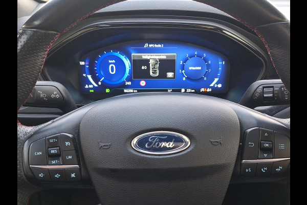 Ford FOCUS Wagon 1.0 EcoBoost Hybrid ST Line X Business | Pano | Trekhaak | Climate | Navi |