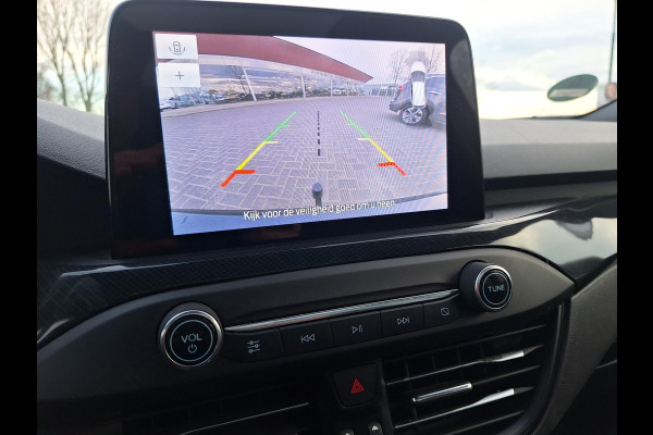 Ford FOCUS Wagon 1.0 EcoBoost Hybrid ST Line X Business | Pano | Trekhaak | Climate | Navi |