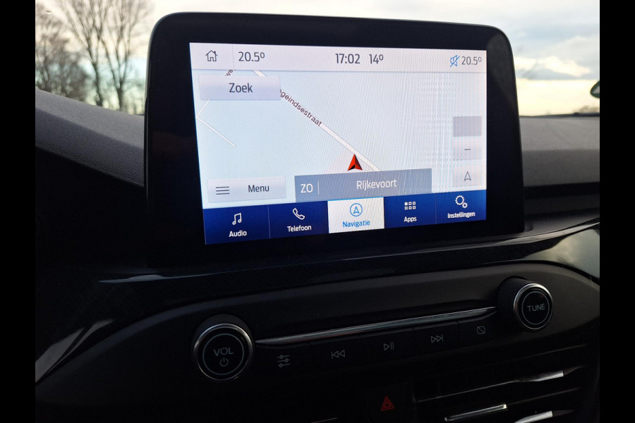 Ford FOCUS Wagon 1.0 EcoBoost Hybrid ST Line X Business | Pano | Trekhaak | Climate | Navi |