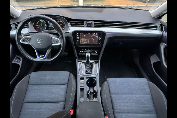 Volkswagen Passat Variant 1.4 TSI PHEV GTE Business | Trekhaak 1.600kg | Matrix LED | Adaptive CC | Climate V+A | Navi |