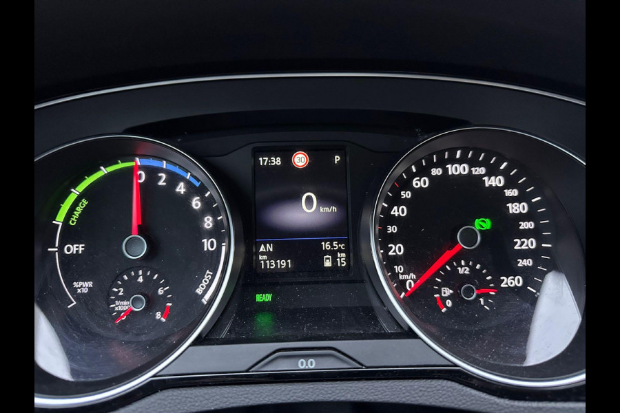 Volkswagen Passat Variant 1.4 TSI PHEV GTE Business | Trekhaak 1.600kg | Matrix LED | Adaptive CC | Climate V+A | Navi |