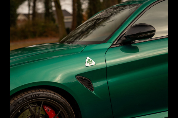 Alfa Romeo Giulia 2.9 V6 Quadrifoglio MY25 | Akrapovic | Carbon stoelen | Harman/Kardon | Facelift | Adapt. cruise