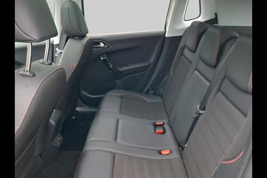 Peugeot 2008 1.2 PureTech Blue Lease Allure