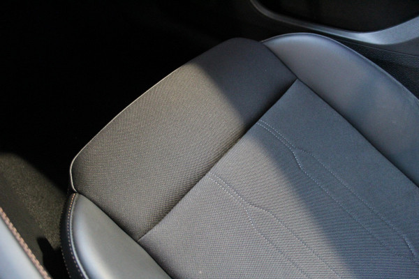 CUPRA Leon Sportstourer 1.5 TSI e-Hybrid Business | Virtual Cockpit | Driver.pack | Led | App Connect