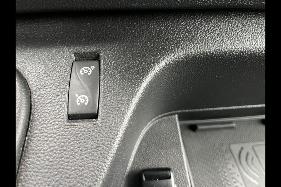 Renault Master T35 2.3 dCi 150pk E6 L2H2 Energy BPM Vrij! Lease €346 p/m, Navi, Camera, PDC, Led, Airco, Trekhaak, Cruise controle, Onderhoudshistorie aanwezig