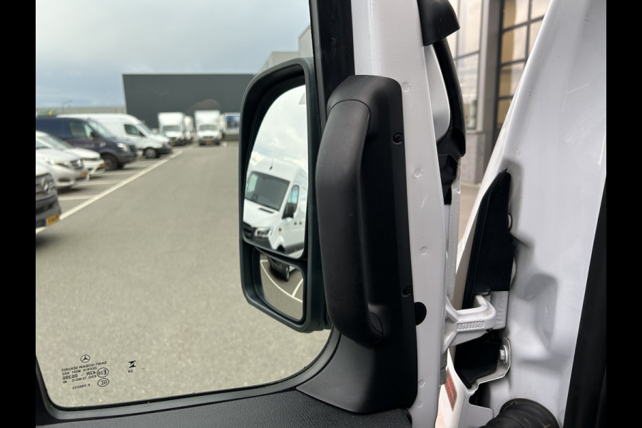 Mercedes-Benz Sprinter 317 CDI L2 H2 Pro Facelift / MBUX / Navigatie / Camera / Cruise control / Airco / 270 Graden achterdeuren