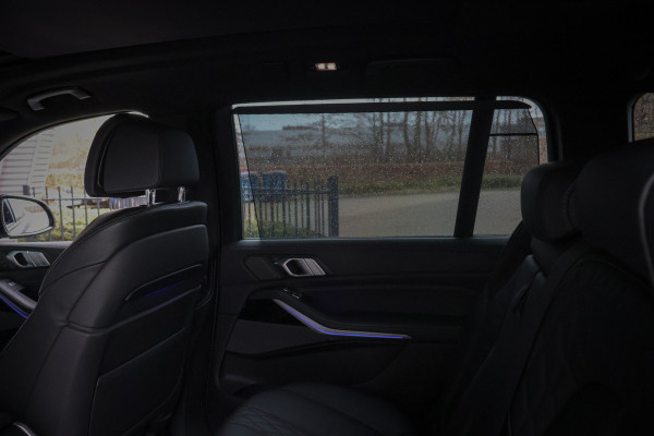 BMW X7 xDrive40i High Executive | 7 ZITS | SKYLOUNGE | ADAPTIVE | LASERLIGHTS | NAPA LEER | TREKHAAK | STOEL & STUURVERWARMING | PRIVAC