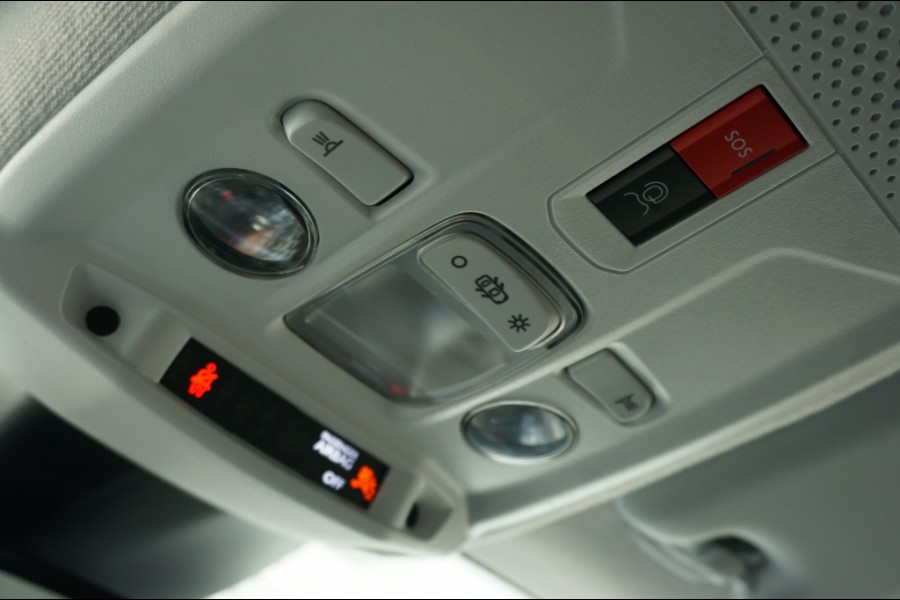 Peugeot 208 100PK Allure Pack AUTOMAAT | NAVI | LUXE