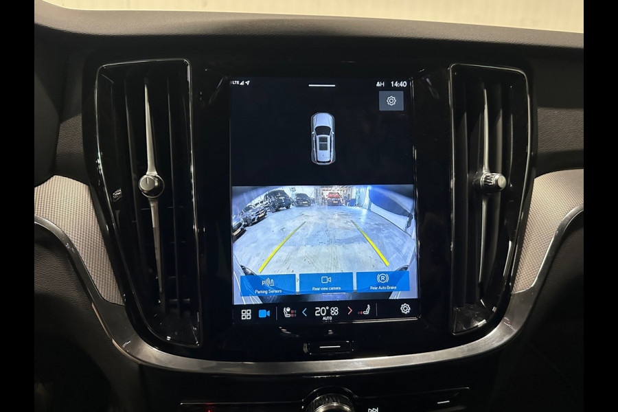 Volvo V60 2.0 T6 Plug-in hybrid AWD Plus Dark | NAP | BLACK EDITION | CAMERA | MEMORY SEATS