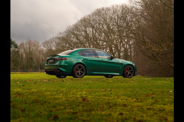 Alfa Romeo Giulia 2.9 V6 Quadrifoglio MY26 | Carbon dak | Akrapovic | Carbon stoelen | Facelift