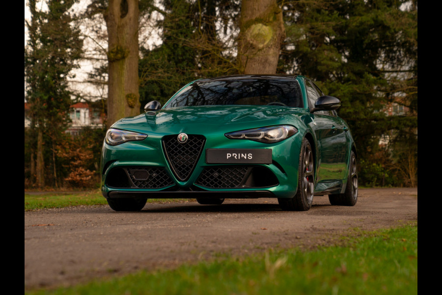 Alfa Romeo Giulia 2.9 V6 Quadrifoglio MY26 | Carbon dak | Akrapovic | Carbon stoelen | Facelift