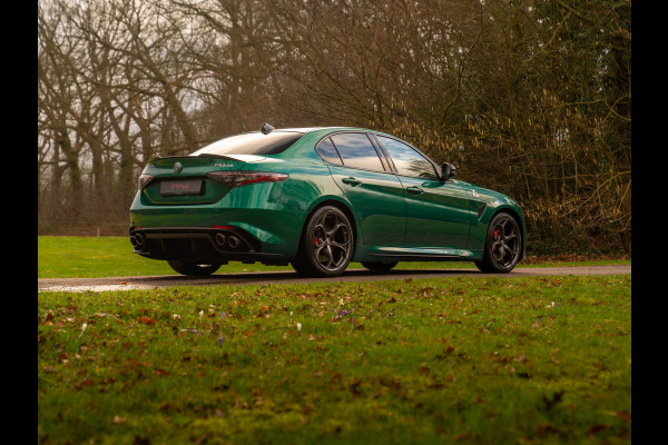 Alfa Romeo Giulia 2.9 V6 Quadrifoglio MY26 | Carbon dak | Akrapovic | Carbon stoelen | Facelift