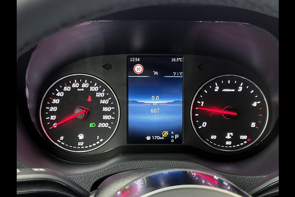 Mercedes-Benz Sprinter 317 1.9 CDI L3H2 Select Navigatie 3500kg trekhaak Stoel en stuurverwarming Parkeerpakket Betimmering