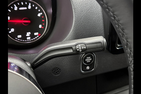 Mercedes-Benz Sprinter 317 1.9 CDI L3H2 Select Navigatie 3500kg trekhaak Stoel en stuurverwarming Parkeerpakket Betimmering